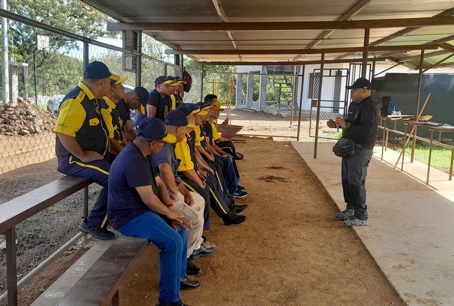 Instrucci&oacute;n previa a pr&aacute;ctica de tiro